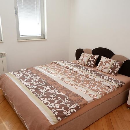 Exclusive Budget Apartments Скопие Екстериор снимка